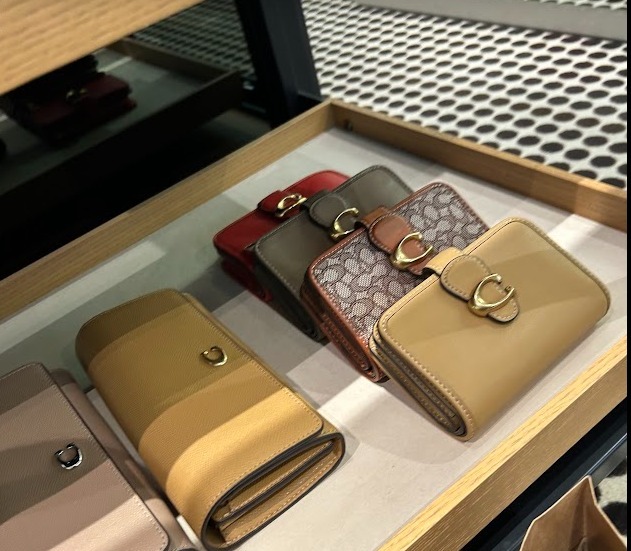 COACHコーチ/タビー ミディアム ウォレット レザー ロゴ 財布・小物