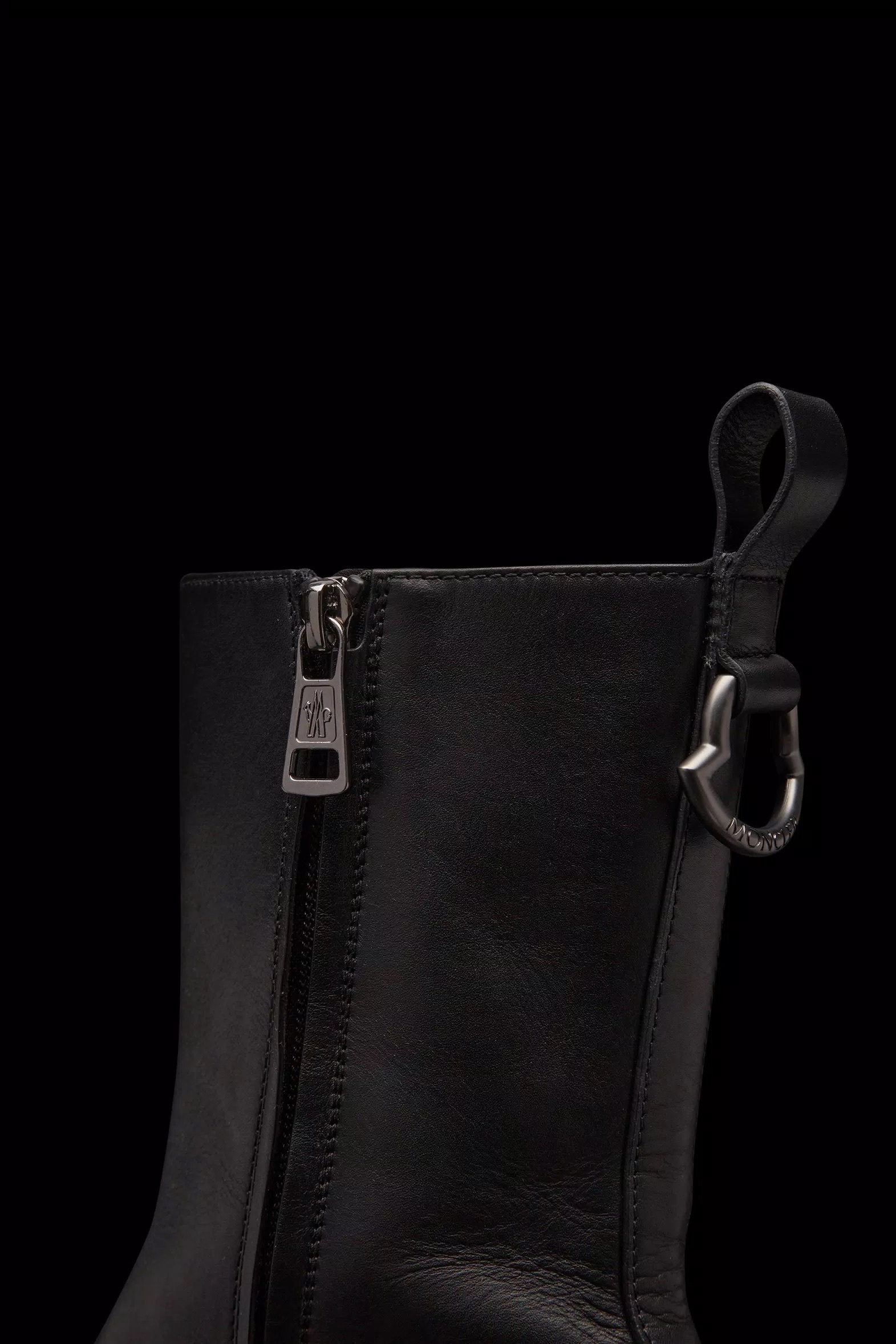 【MONCLER】RESILE アンクルブーツ 直営店買付【MONCLER】Resile Ankle Boots ブーツ レディース