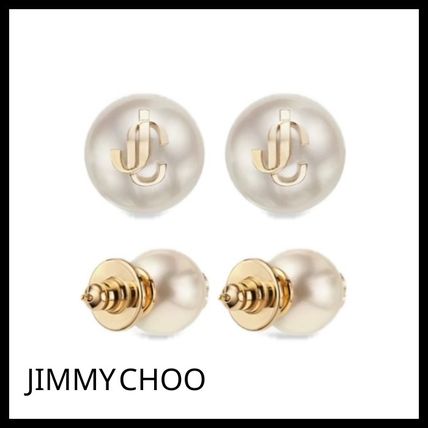 正規店買付【JIMMY CHOO】メタル ロゴ ピアス JIMMY CHOO フィニッシュメタル・JCロゴ入りパール ピアス