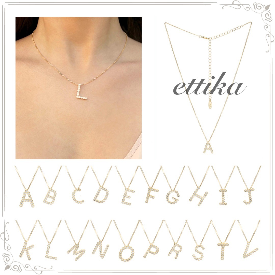 ギフトにも♪【Ettika】18K クリスタル イニシャル ネックレス