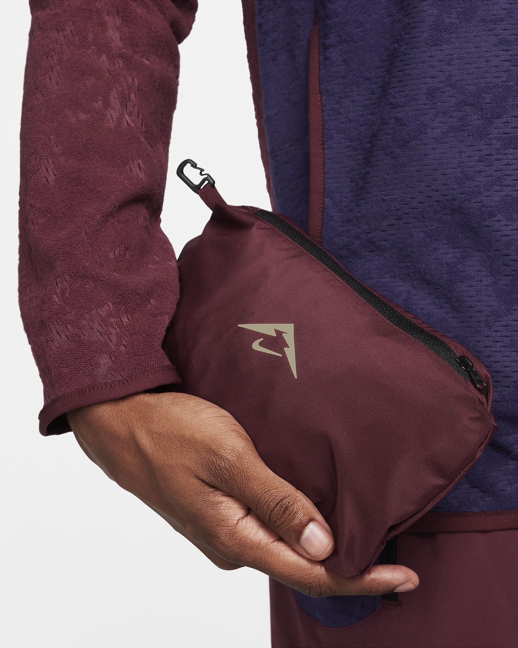 ★NIKE★TRAIL GORE-TEX ランニングジャケット★追跡可 ☆NIKE☆TRAIL GORE-TEX ランニングジャケット☆追跡可 アウター