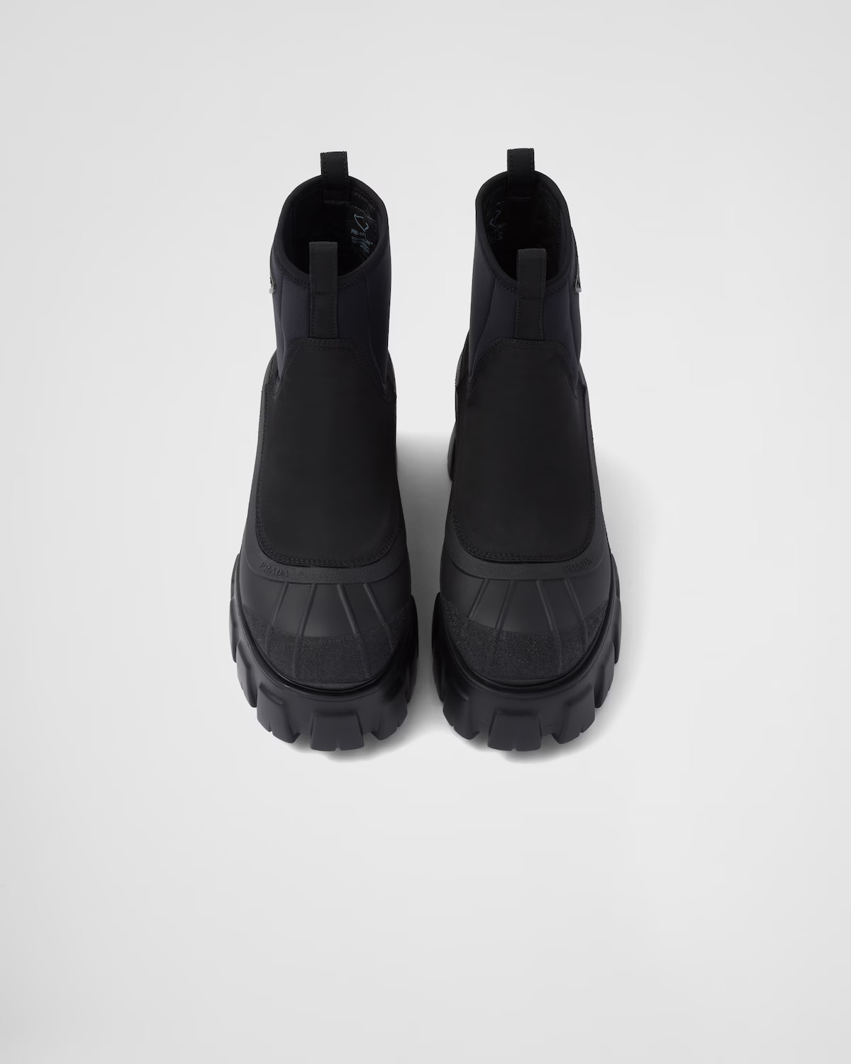 PRADA*防寒性もばっちり*モノリス リナイロン ギャバジンブーツ PRADA(プラダ) ｢モノリス Re-Nylon ギャバジンブーツ｣ナイロン