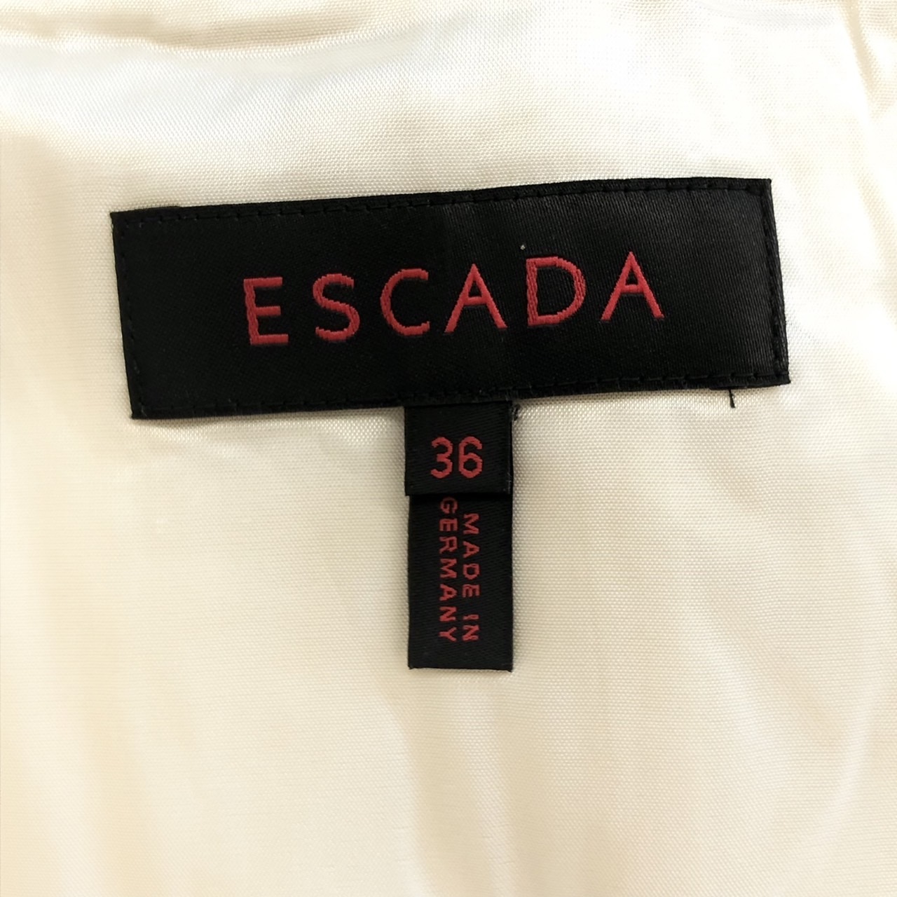 【国内発送】ESCADA エスカーダ テーラード ジャケット タック 楽天市場】エスカーダ テーラードジャケット エスカーダ