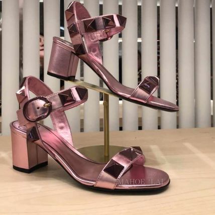 ピンク系 VALENTINO(ヴァレンティノ) サンダル・ミュール(レディース ピンク系 VALENTINO(ヴァレンティノ) サンダル・ミュール(レディース