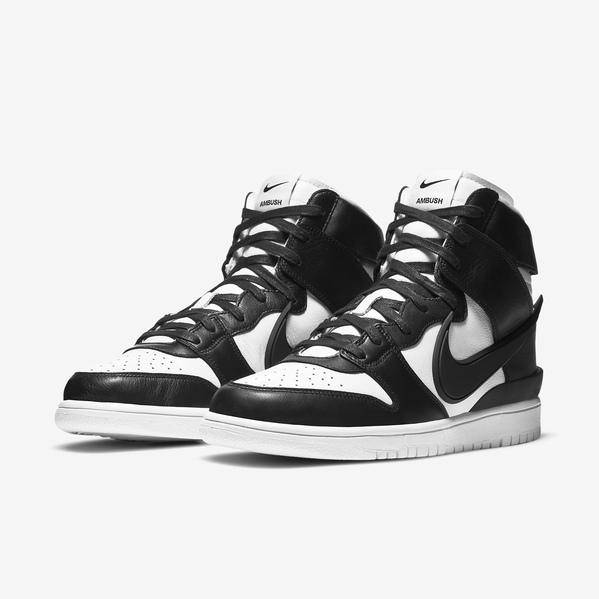 ★NIKE x AMBUSH★コラボ★ジャケット★追跡可 最新コラボジャケット☆話題沸騰中☆Nike x AMBUSH☆お早めに