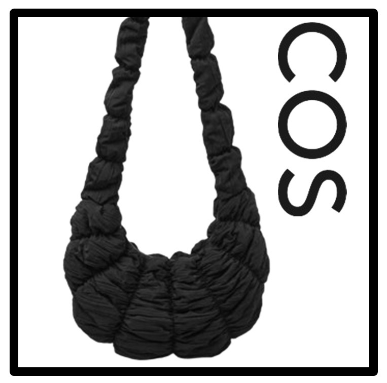 ★送料・関税込★COS★COS Ripple Crossbody Bag Black★