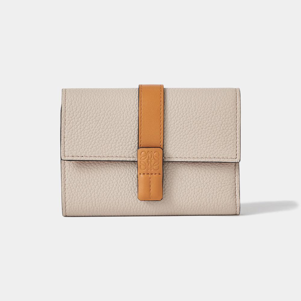 【LOEWE】バーティカル ウォレット スモール