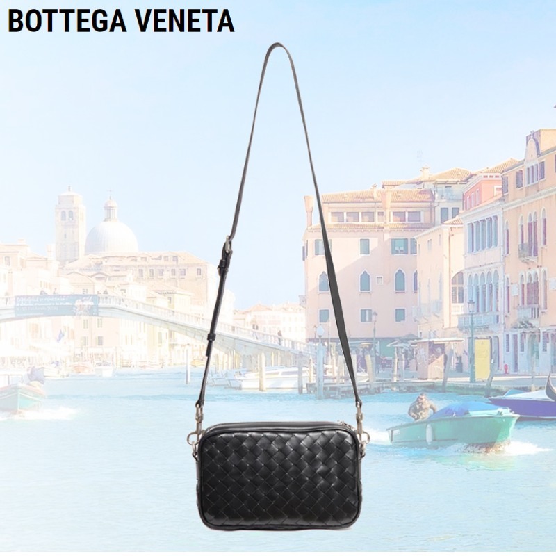 関税込 BOTTEGA VENETA スモール イントレチャート カメラバッグ