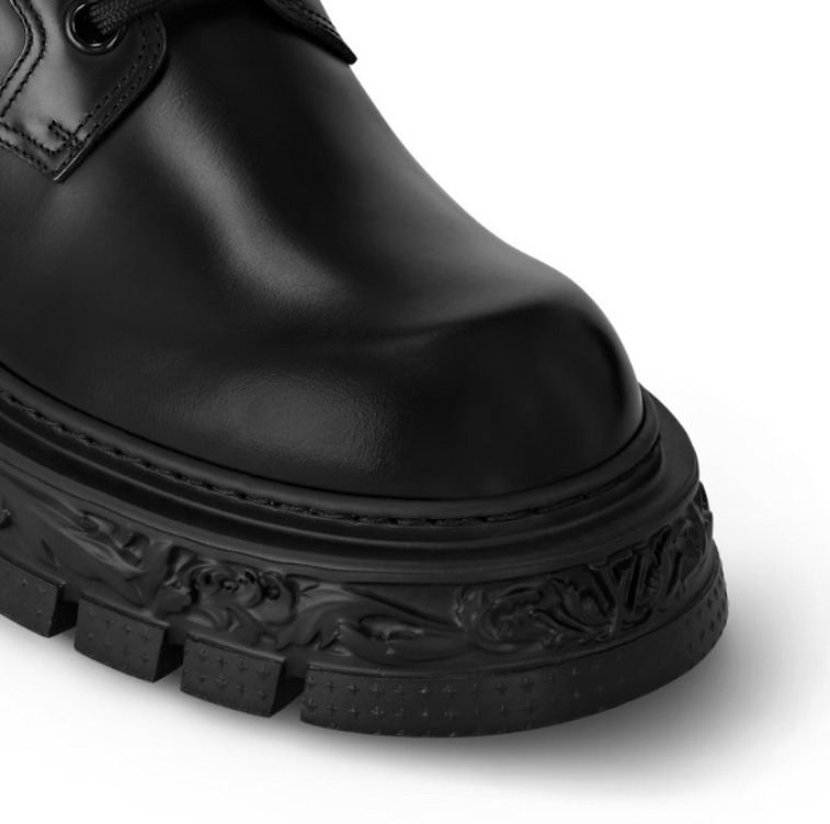 【海外限定・希少品】LOUIS VUITTON★LV Baroque Ranger ブーツ 海外限定・希少品】LOUIS VUITTON☆LV Baroque Ranger ブーツ 靴