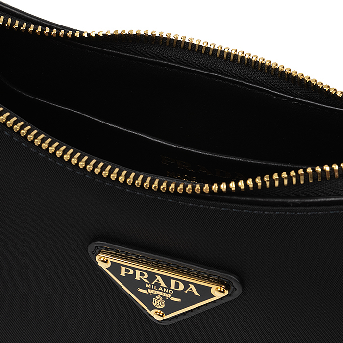 関税負担なし☆PRADA プラダ アーケ レザーショルダーバッグ 関税負担なし☆PRADA アーケ レザー ショルダーバッグ (PRADA