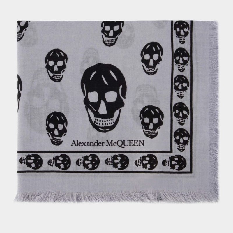 スカーフ alexander mcqueen