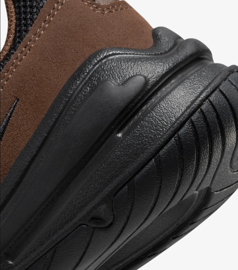 ★韓国の人気★【NIKE】★TECH HERA BLACK★24-30cm★ Nike Tech Hera 