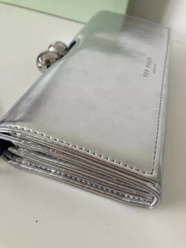 TED BAKER】希少！Dissco メタリックボールがま口財布 (TED