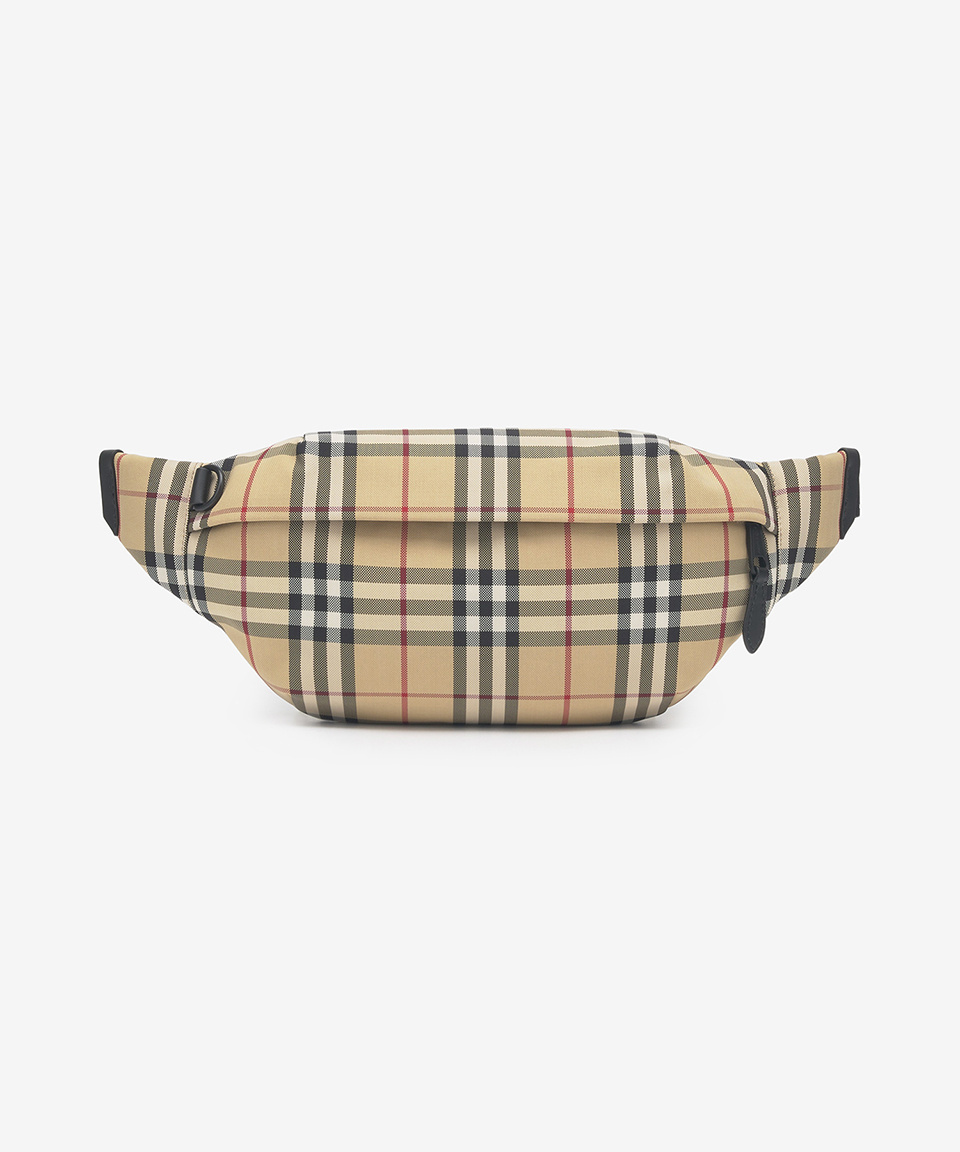《BURBERRY》 8084114 ビンテージ チェック ベルトバッグ
