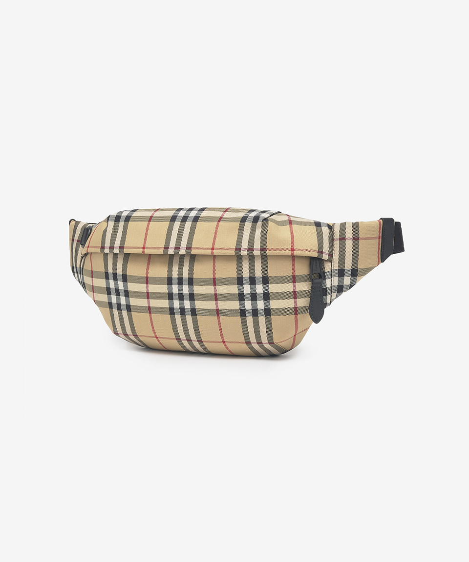 《BURBERRY》 8084114 ビンテージ チェック ベルトバッグ