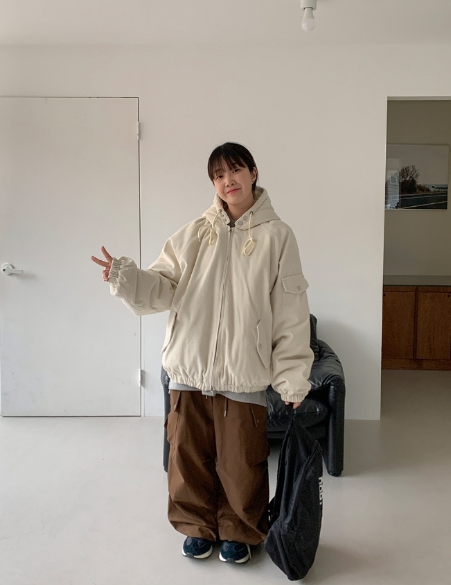 【BAON】[unisex] Fallin Quilted Pocket Corduroy Hood Jumper BAON】[unisex] Fallin Quilted Pocket Corduroy Hood Jumper