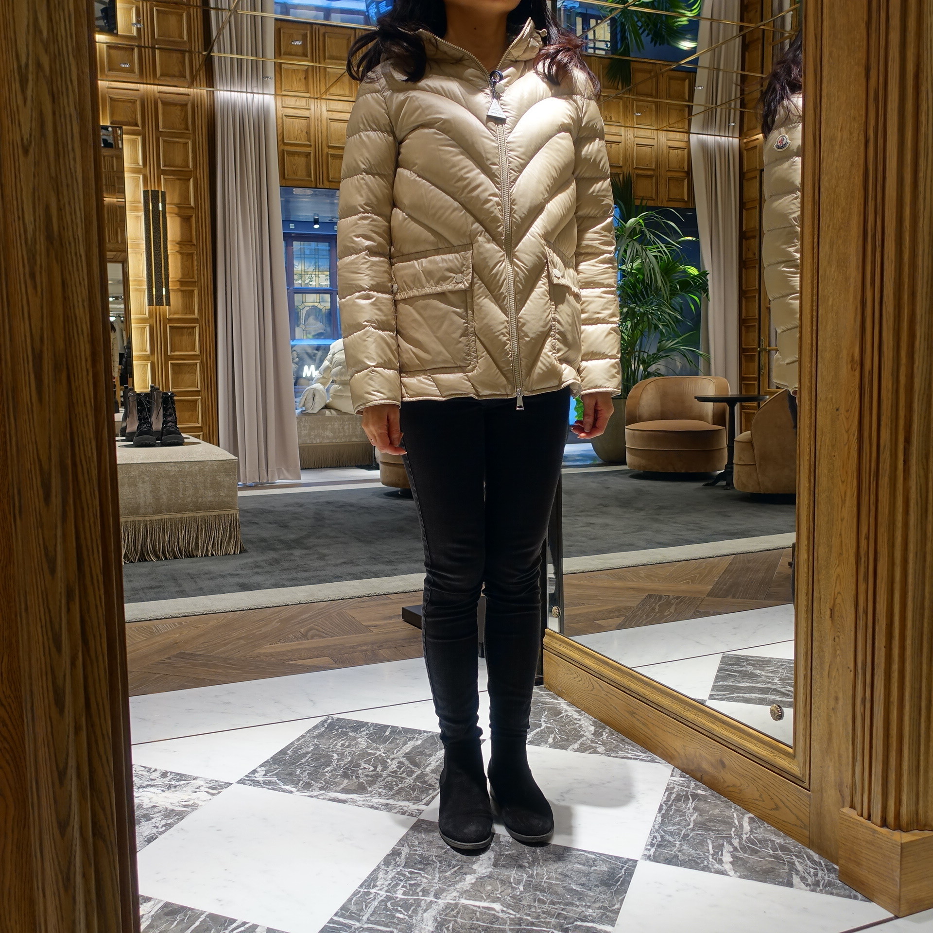 ♪直営店♪Moncler Argenno ショートダウンジャケット (MONCLER