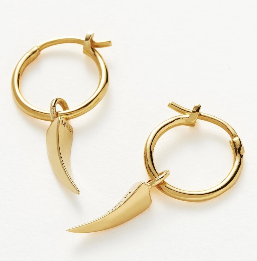 【MISSOMA】シングル ミニクロー チャーム フープ 18K シルバー MISSOMA】シングル ミニクロー チャーム フープ 18K シルバー ピアス