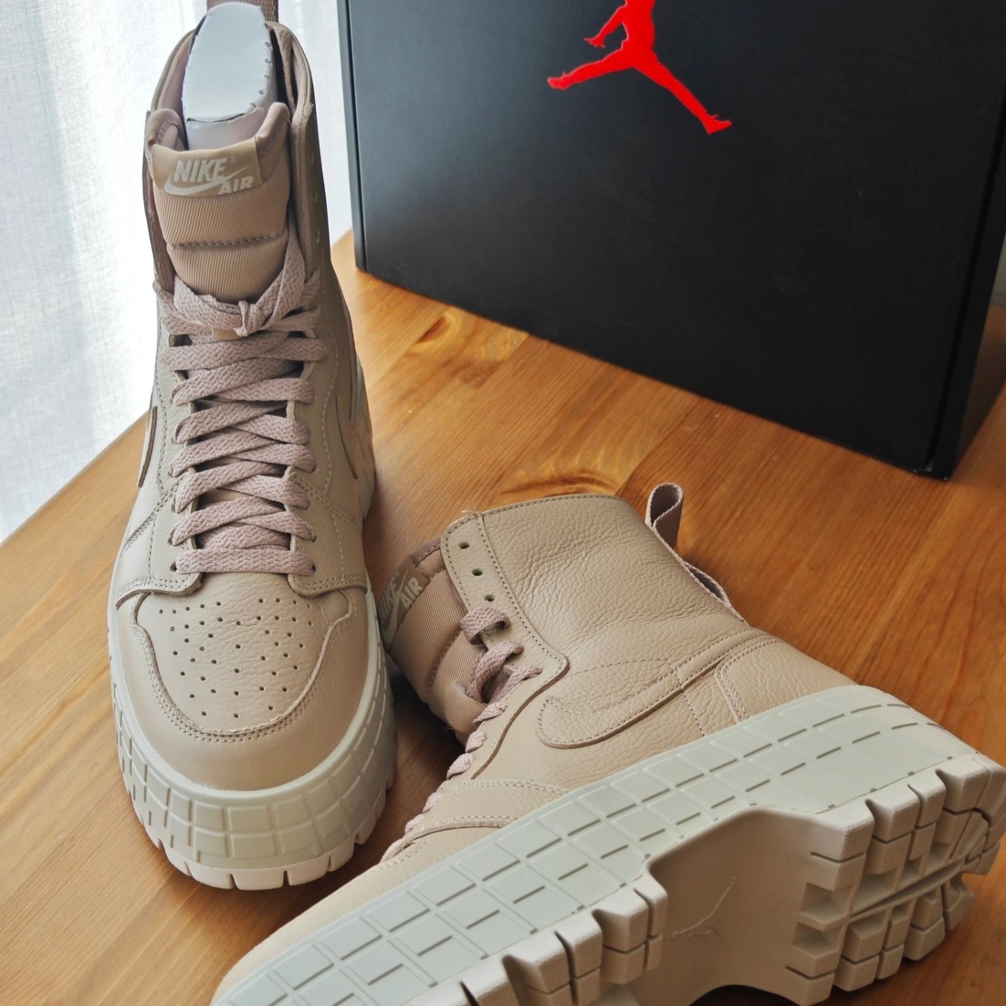 ナイキ★ NIKE AIR JORDAN 1 BROOKLYN ウィメンズブーツ 送料込