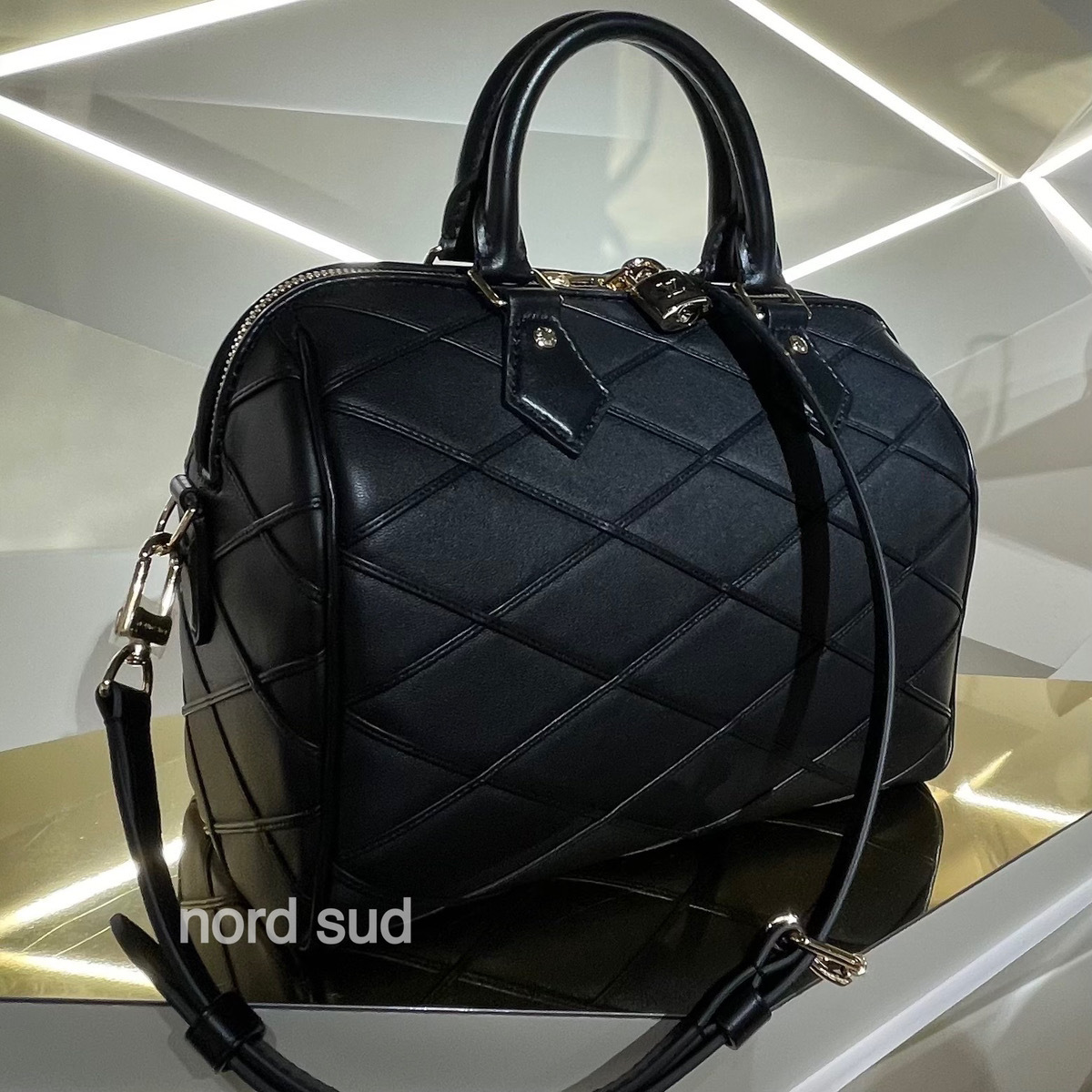 Louis Vuitton 実用的な ハンドバッグ【スピーディ】ブラック