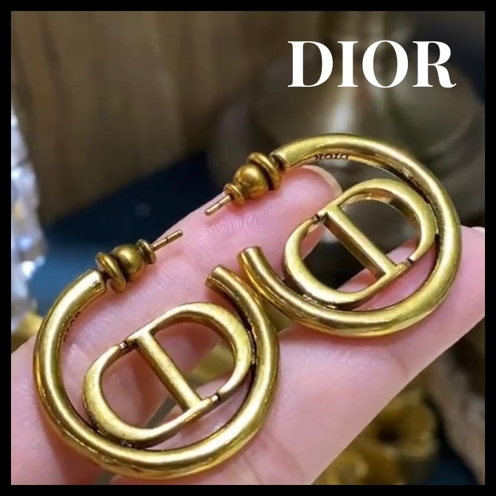 【ギフトへもお勧め】DIOR 30 MONTAIGNE ピアス