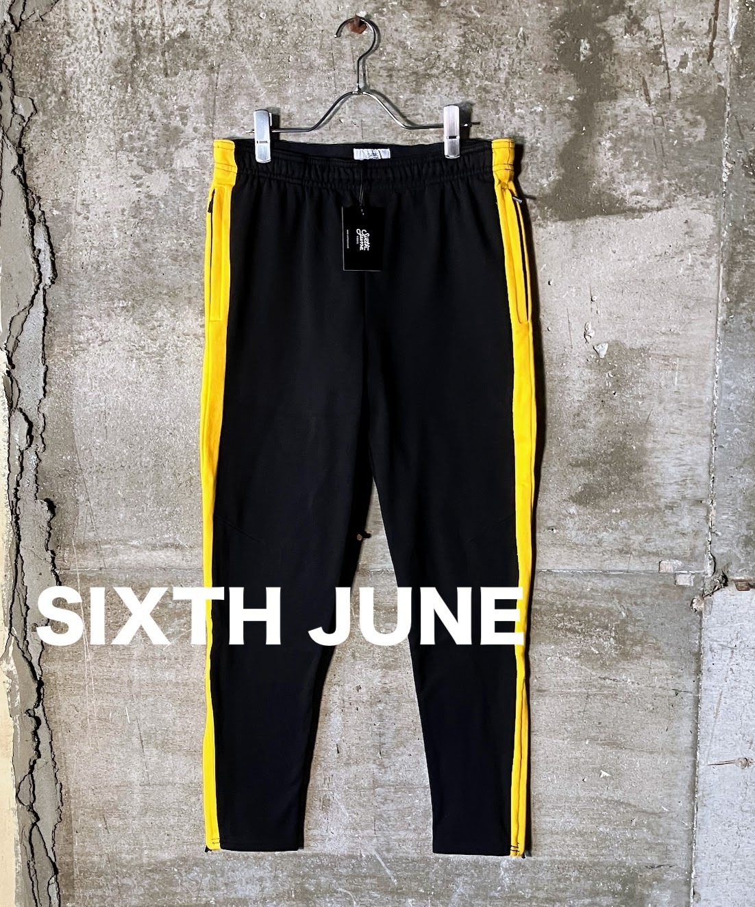 ★国内即発/パリ発*SIXTH JUNE*サイドラインスウェットパンツ/M