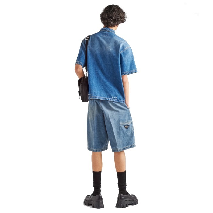 【23AW】新作 オーガニック・デニム・バミューダ◆プラダ◆人気 快適で洗練された夏を過ごせる PRADA のオーガニックデニム