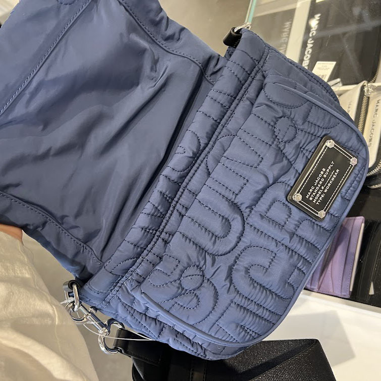 《超人気》アウトレット MARC JACOBS ショルダーバッグ