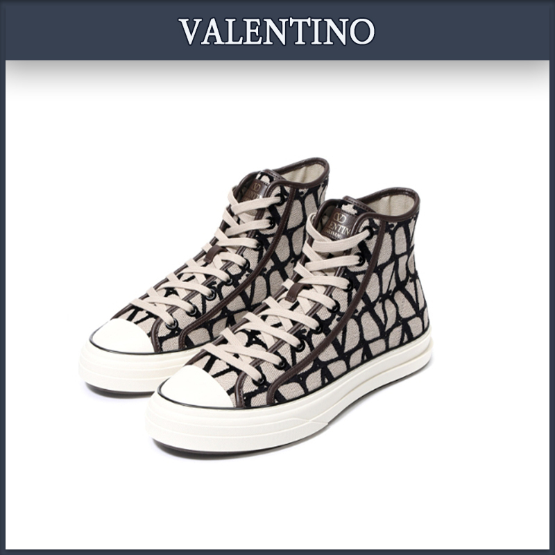 【VALENTINO】★関税込★アイコノグラフィハイトップスニーカー