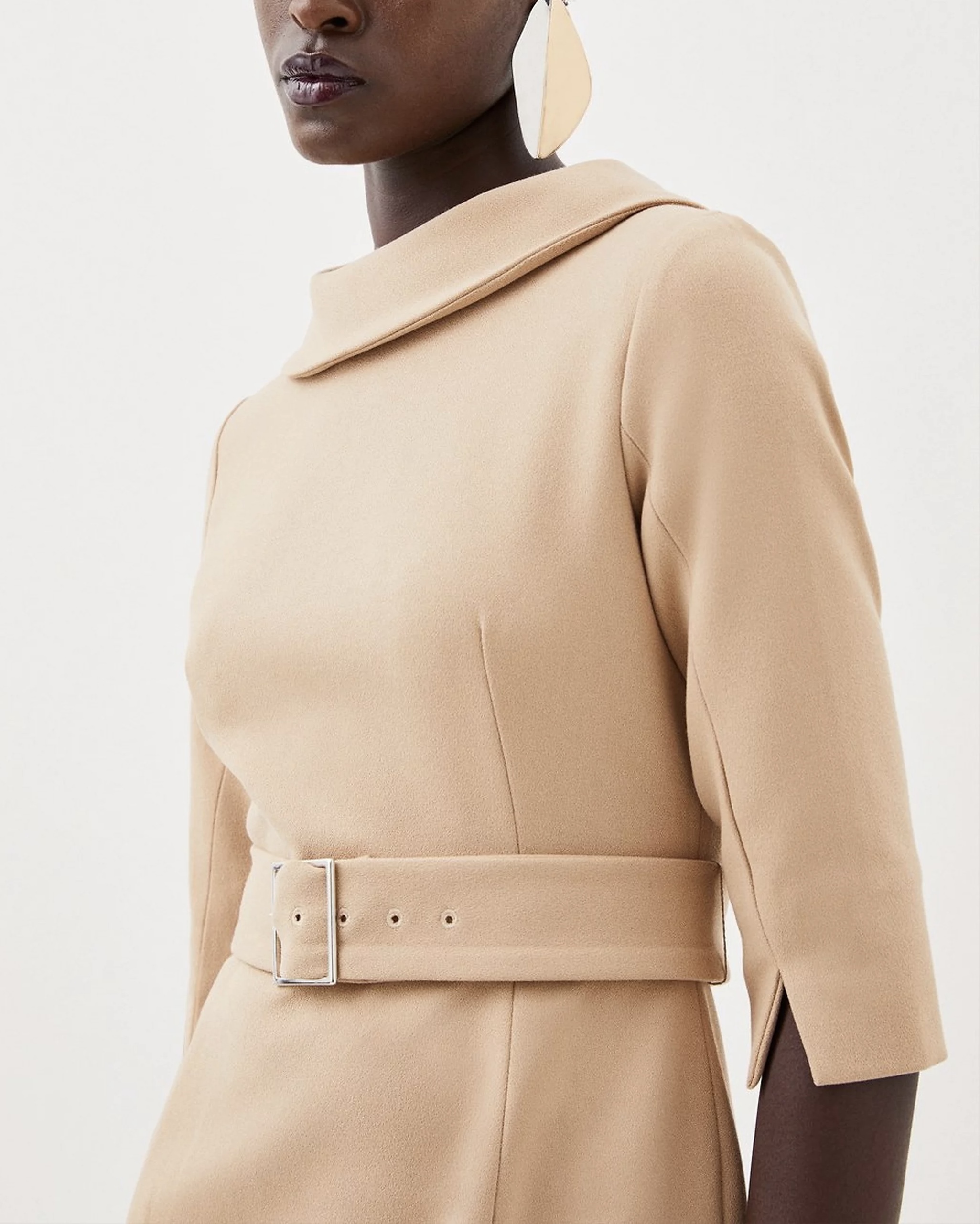 安心追跡【KAREN MILLEN】フローラル柄サテンクレープドレス 安心追跡【KAREN MILLEN】フローラル柄サテンバックマキシドレス