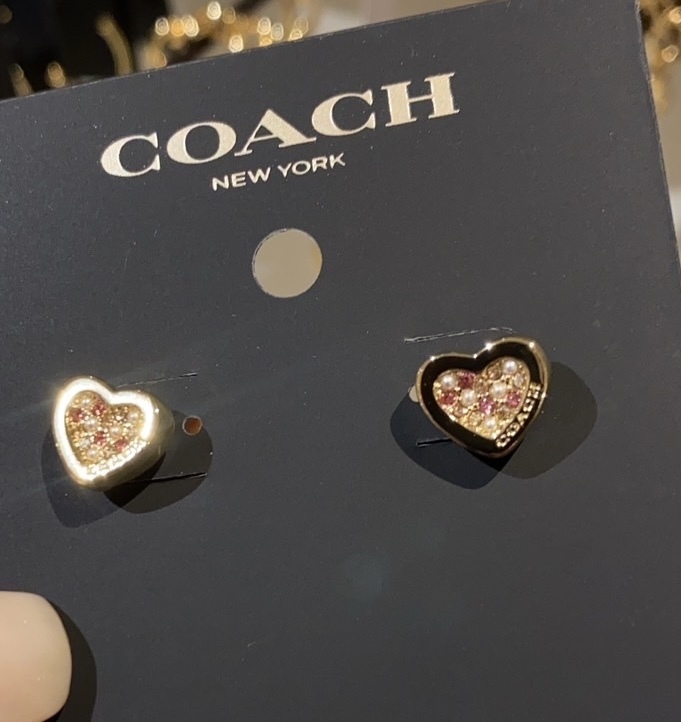 大人気 Coach 人気 ストーン きらきら スタッズ ピアス ハート