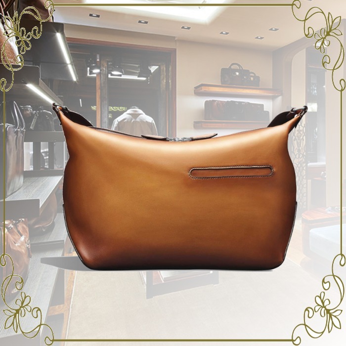 【★完売必至★】Berluti ☆ トゥジュール メッセンジャー