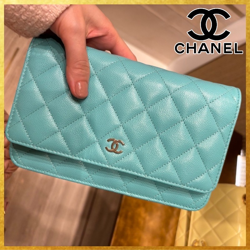 【24C☆希少カラー】 CHANEL クラシック チェーンウォレット