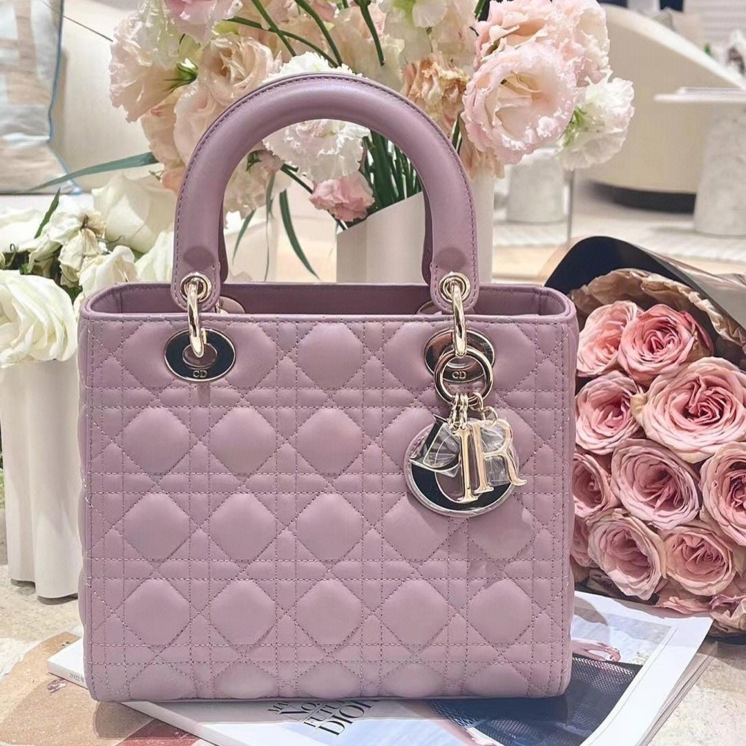 最新カラー◇LADY DIOR MEDIUM BAG カナージュ ラムスキン