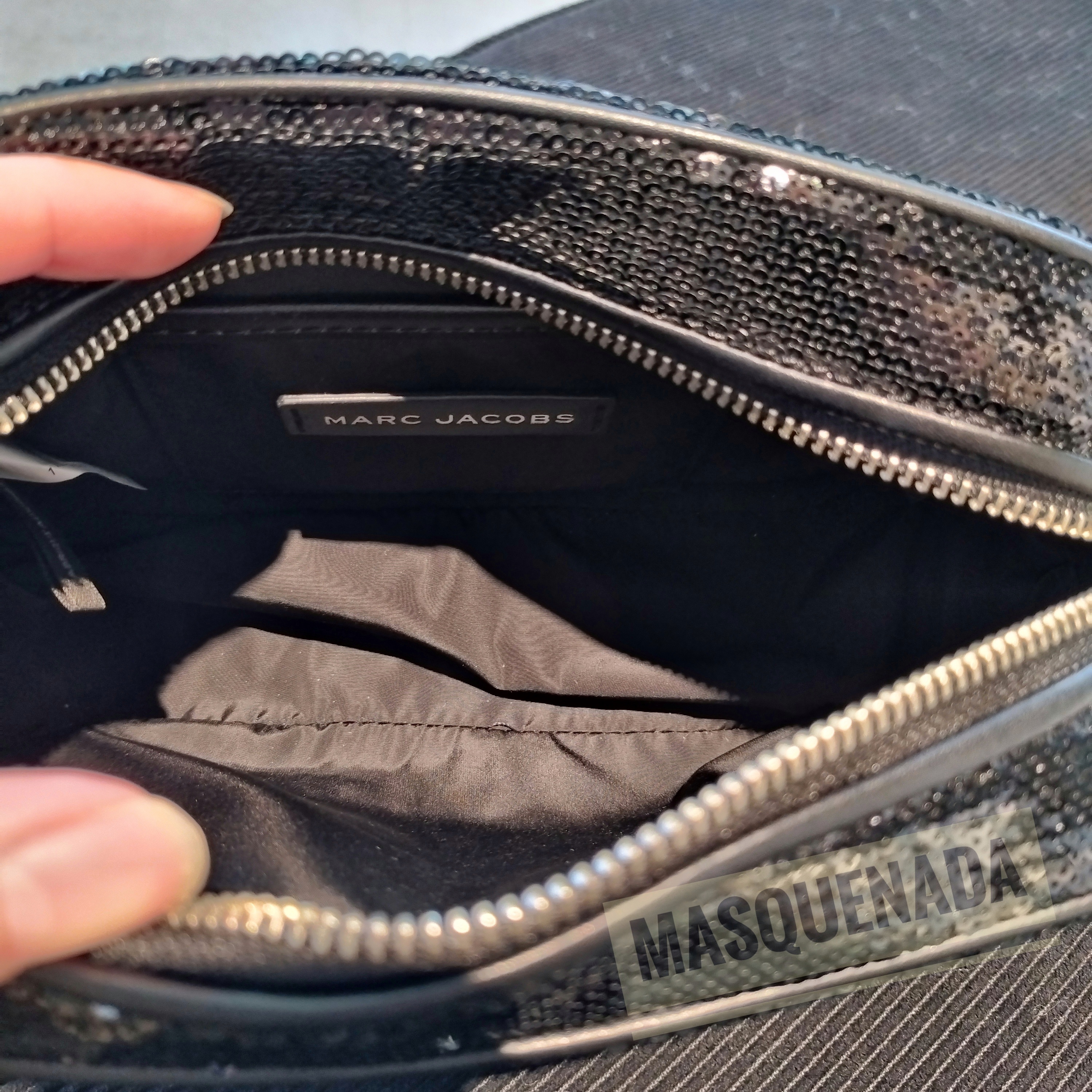 セール☆MARC JACOBS CAMERA BAG クロスボディ スパンコール セール☆MARC JACOBS CAMERA BAG クロスボディ スパンコール