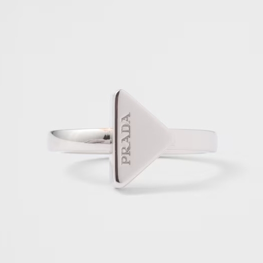 【PRADA】ロゴ メタルリング☆2color PRADA】Enameled metal ring メタル リング ロゴ 黒 ゴールド