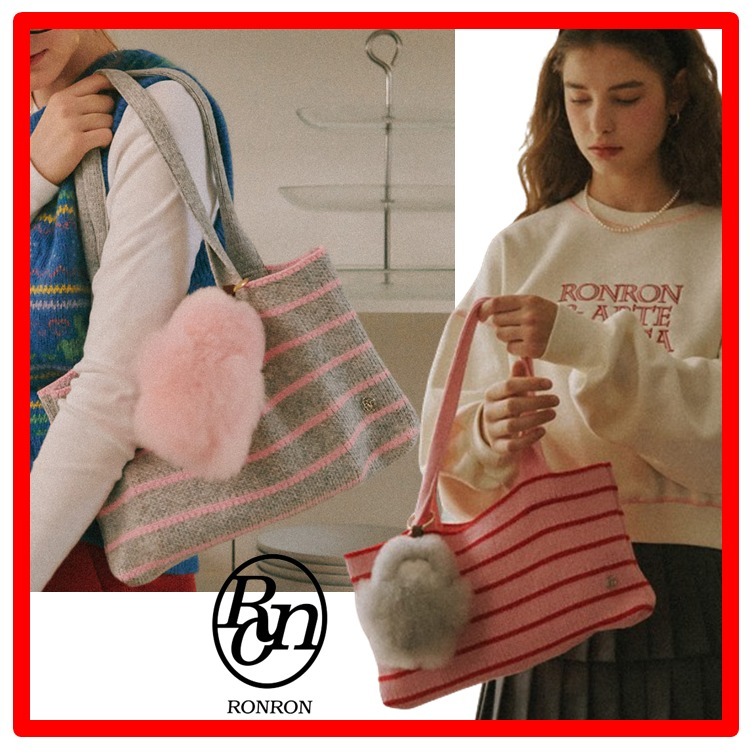 ☆韓国の人気☆【RONRON】☆STRIPE KNIT BA.G☆関税込☆