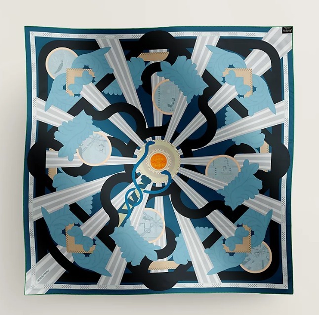 ＊華やか＊【HERMES】カレ 90 ダブルフェイス 《たいまつの光》