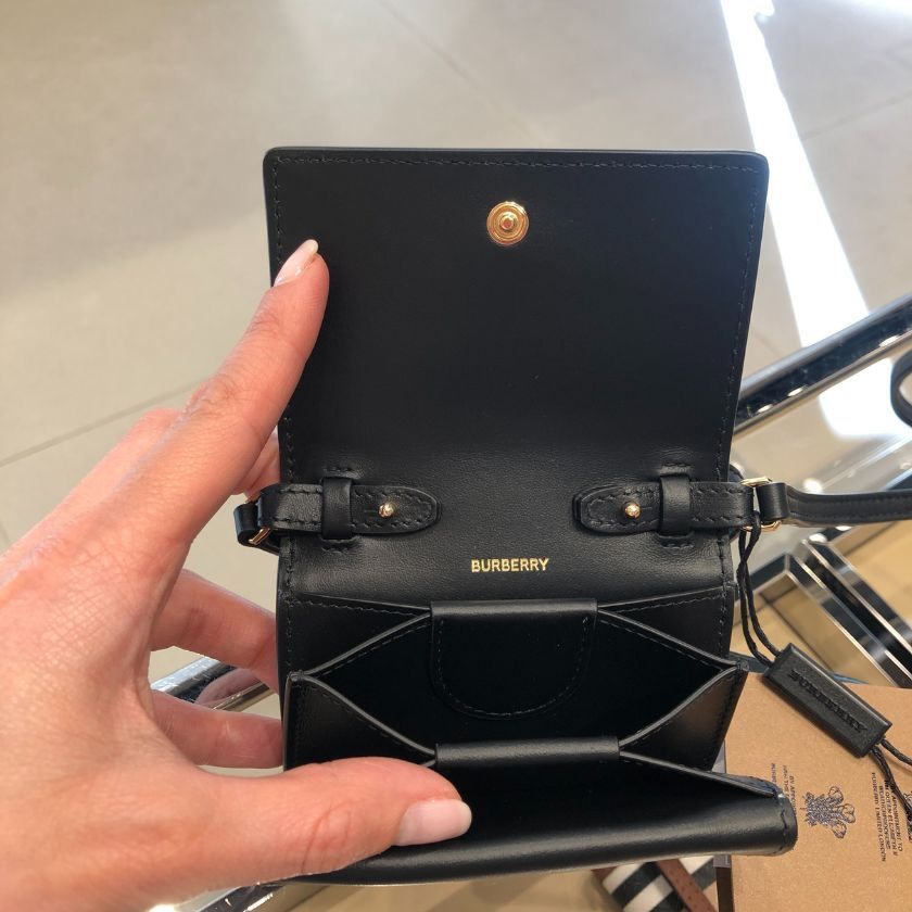 6万取引突破★UPS速達便！【BURBERRY】チェス カードケース 6万取引突破☆UPS速達便！【BURBERRY】チェス カードケース