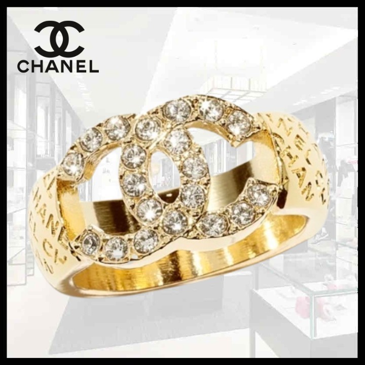 CHANEL スタッズデザインリング フリーサイズ