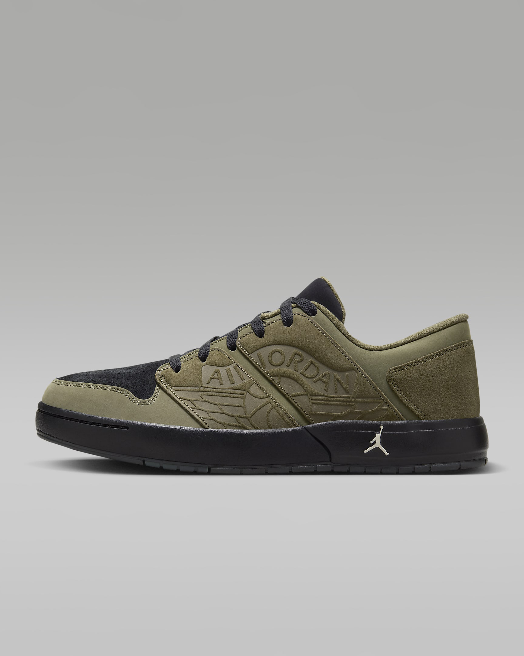 ★NIKE★大人気★JORDAN NU RETRO 1 LOW ジョーダン★追跡可 Amazon.com | Men's Jordan NU Retro 1 Low - Size 10.5 US