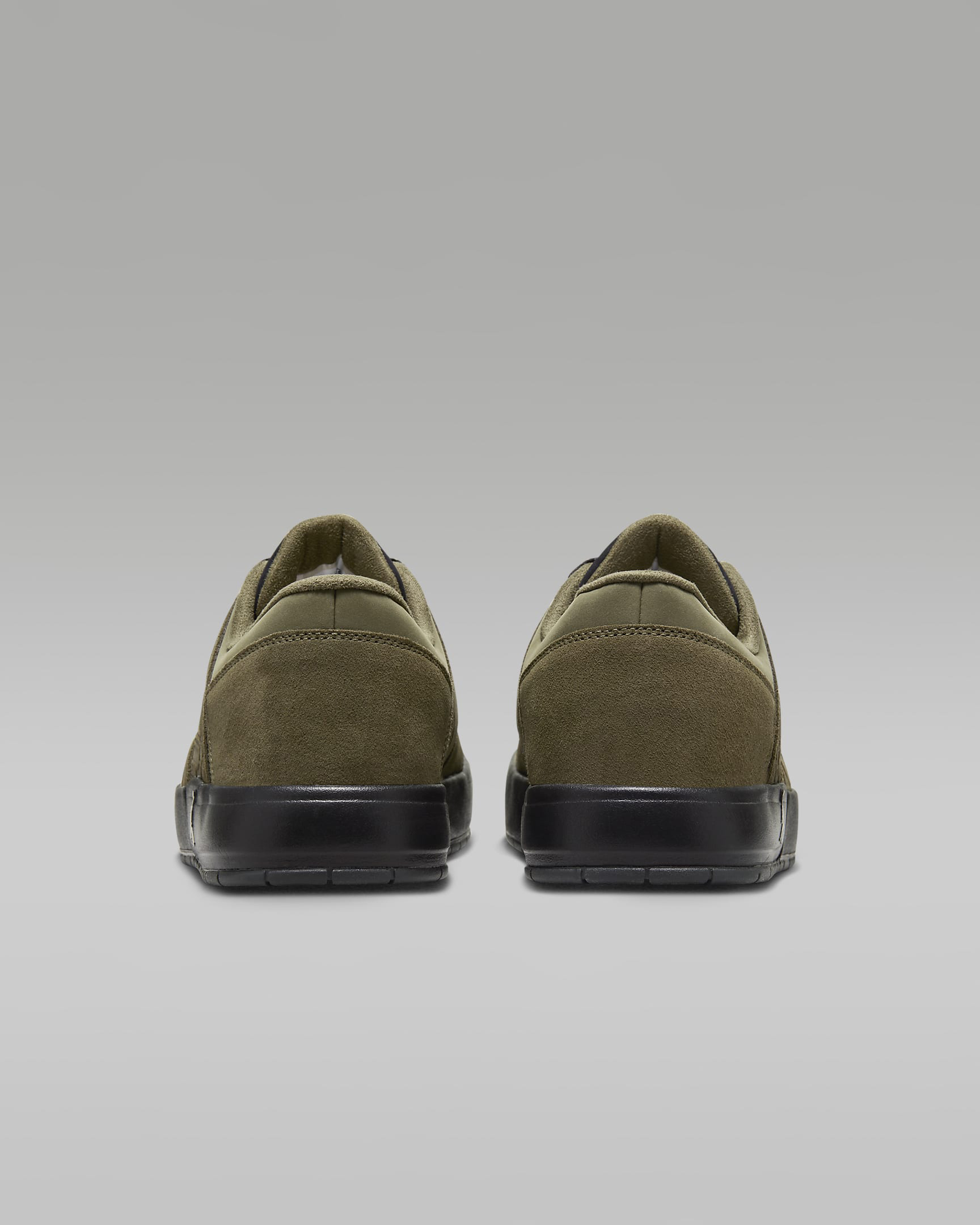 ★NIKE★大人気★JORDAN NU RETRO 1 LOW ジョーダン★追跡可 Amazon.com | Men's Jordan NU Retro 1 Low - Size 10.5 US