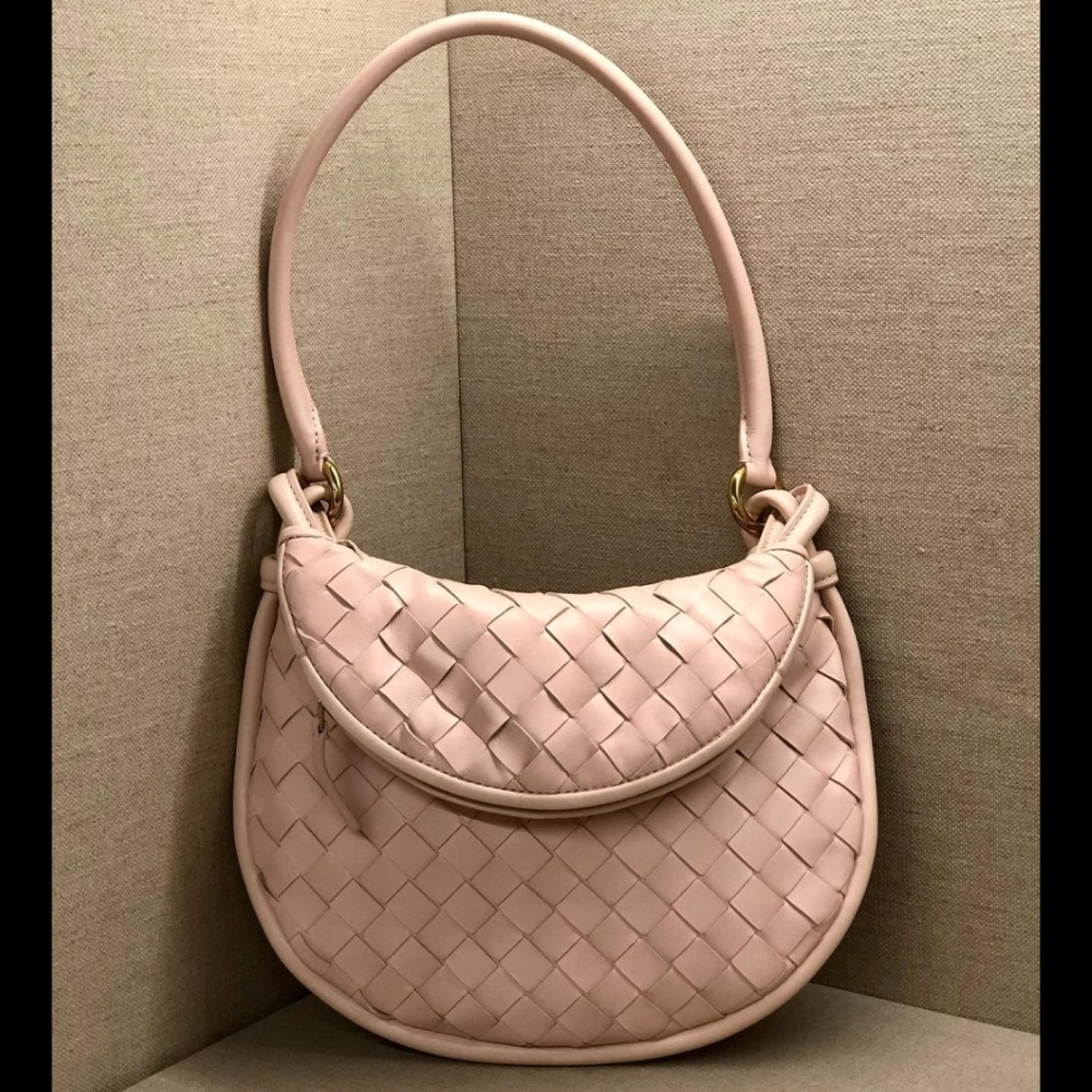 【BOTTEGA VENETA】スモールジェメッリ 半月 ポーチ ロータス