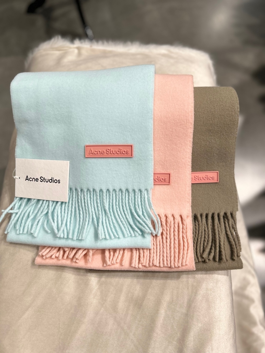ACNE STUDIOS｜フリンジ ウール スカーフ FN-UX-SCAR000364