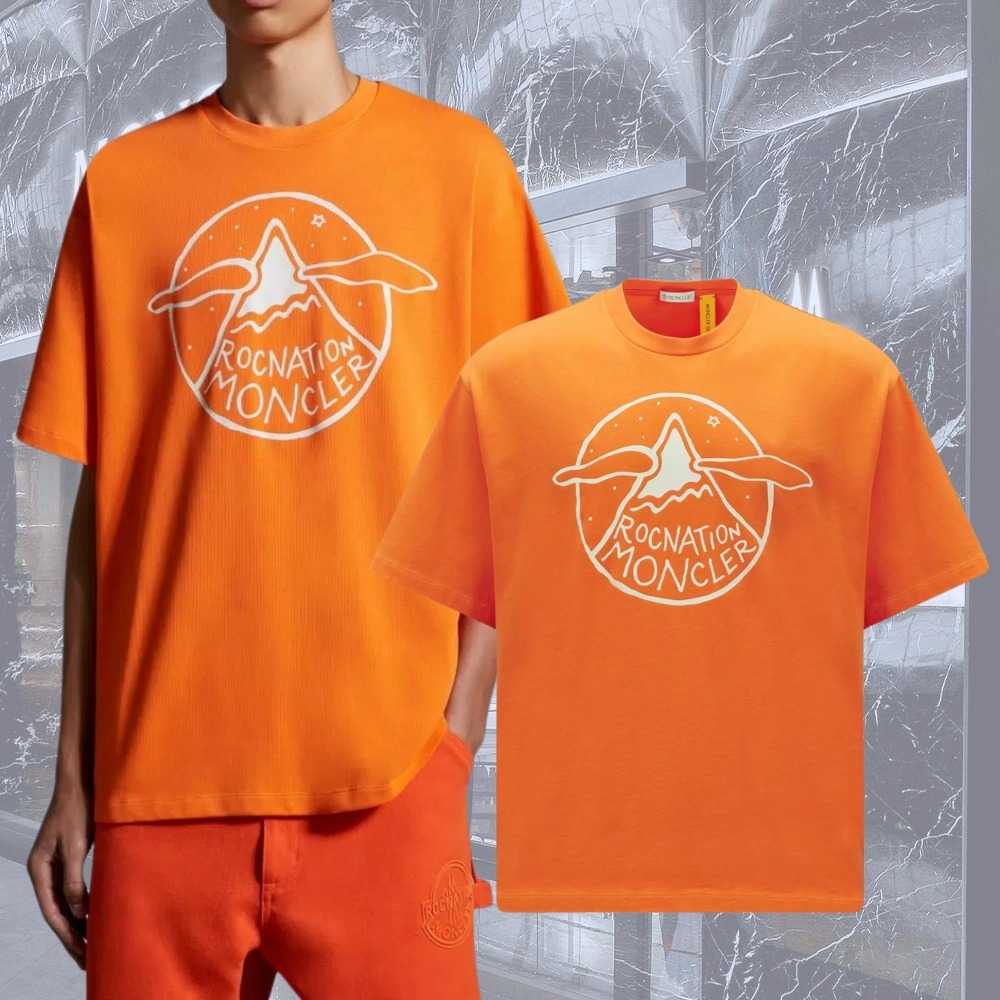 【MONCLER】ロゴモチーフTシャツ