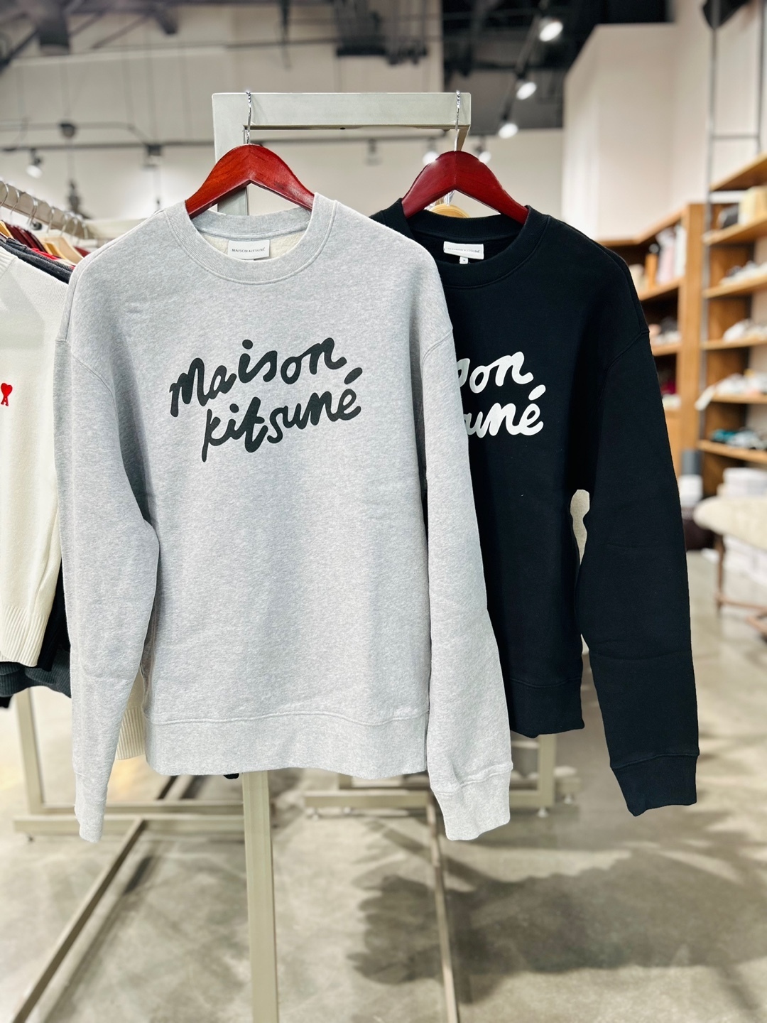 MAISON KITSUNE｜HANDWRITING スウェットシャツ MM00301KM0307