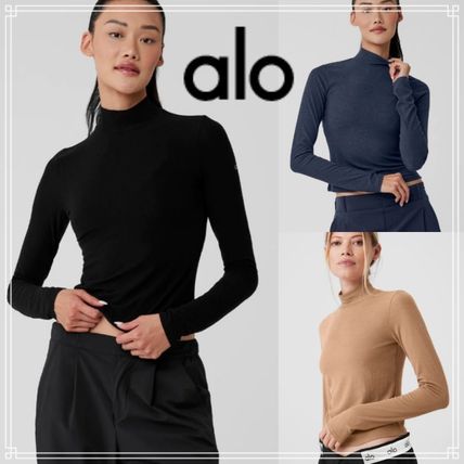 ネイビー（紺）系 ALO Yoga(アロー) フィットネストップス