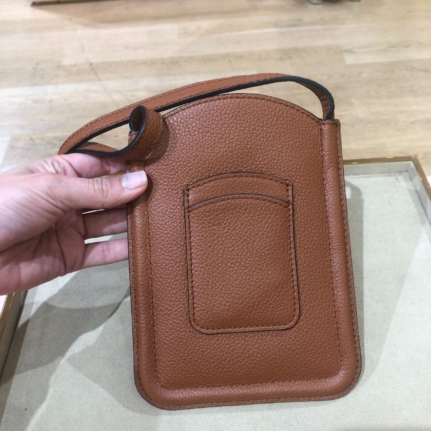 6万取引突破☆UPS速達便！【CHLOE☆クロエ】ポーチ
