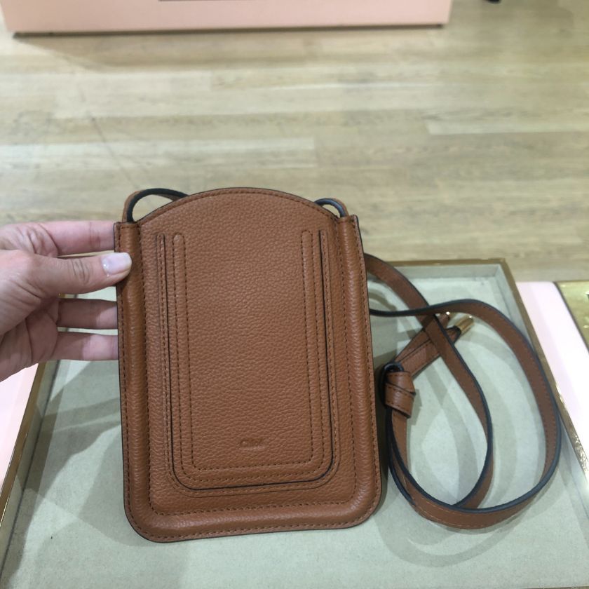 6万取引突破☆UPS速達便！【CHLOE☆クロエ】ポーチ