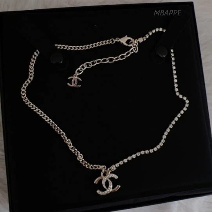 《24P》エレガントなデザイン♪【CHANEL】シャネル ネックレス